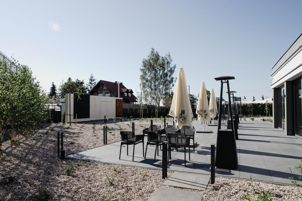 Molto Bene Hotel & Restaurant Skorcz Buitenkant foto